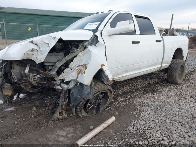 2014 Ram 2500 St მანქანა იყიდება აუქციონზე, vin: 3C6UR5CL6EG213572, აუქციონის ნომერი: 44149358
