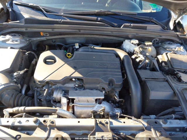 1G1ZD5ST9RF109060 Chevrolet Malibu Fwd 1lt
