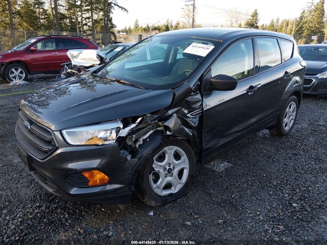 Ford ESCAPE S 2017 1FMCU0F76HUC38862 Image 2