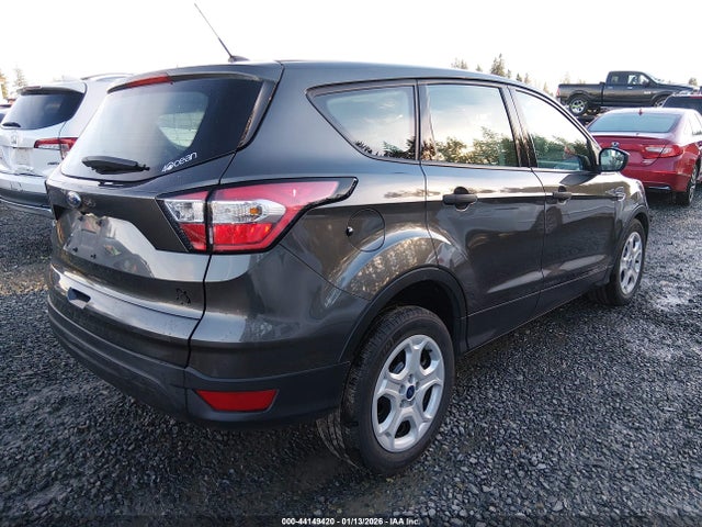 Ford ESCAPE S 2017 1FMCU0F76HUC38862 Image 4