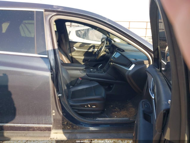 2021 CADILLAC XT5 1GYKNCRS8MZ136937 Photo 4