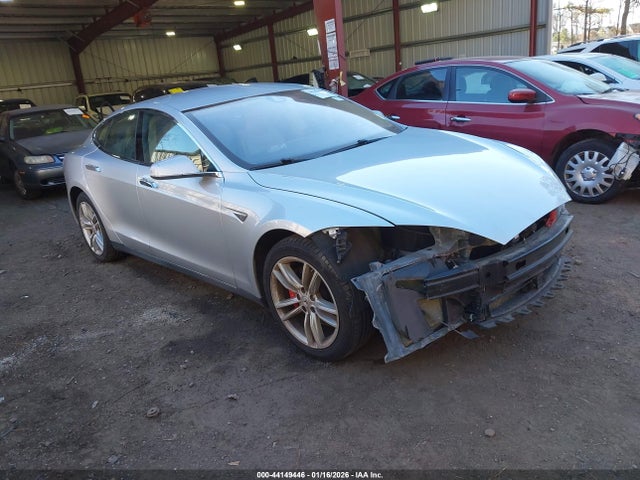 2014 TESLA MODEL S 5YJSA1H10EFP64125