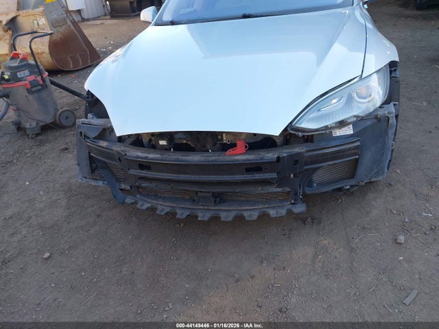 2014 TESLA MODEL S 5YJSA1H10EFP64125 Photo 5