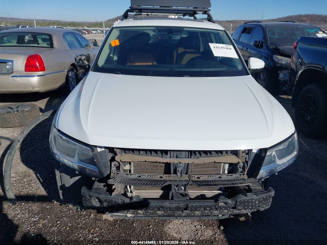 Продажа на аукционе авто 2019 Volkswagen Tiguan 2.0t Se/2.0t Sel/2.0t Sel R-line/2.0t Sel R-line Black, vin: 3VV3B7AXXKM194985, номер лота: 44149468