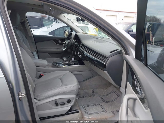 Продажа на аукционе авто 2017 Audi Q7 3.0t Premium, vin: WA1VAAF70HD021216, номер лота: 44149481
