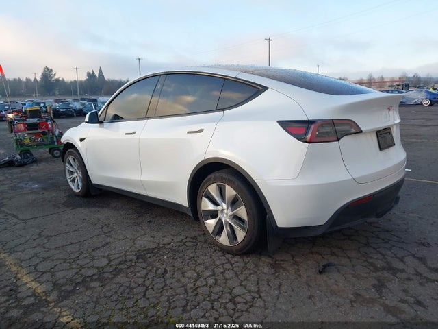 2023 Tesla Model Y მანქანა იყიდება აუქციონზე, vin: 7SAYGDEE4PF812099, აუქციონის ნომერი: 44149493