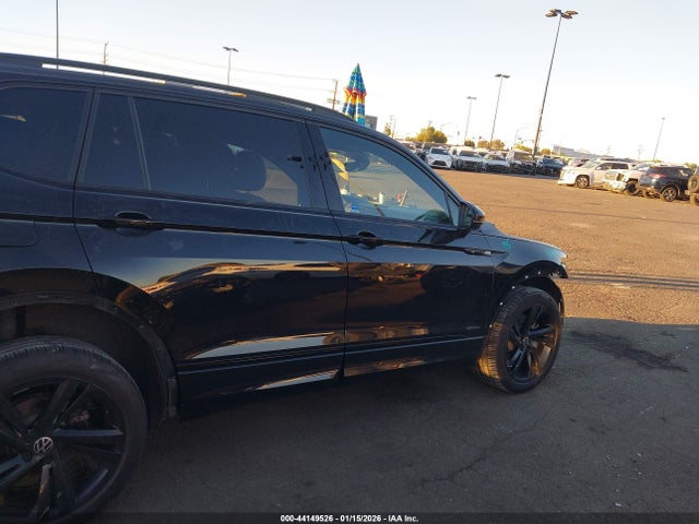 3VV8B7AX6PM023471 Volkswagen Tiguan 2.0t Se R-line Black