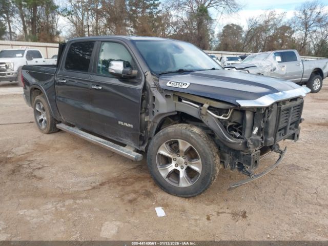 2019 RAM 1500 1C6RREJT1KN769008 Photo 0