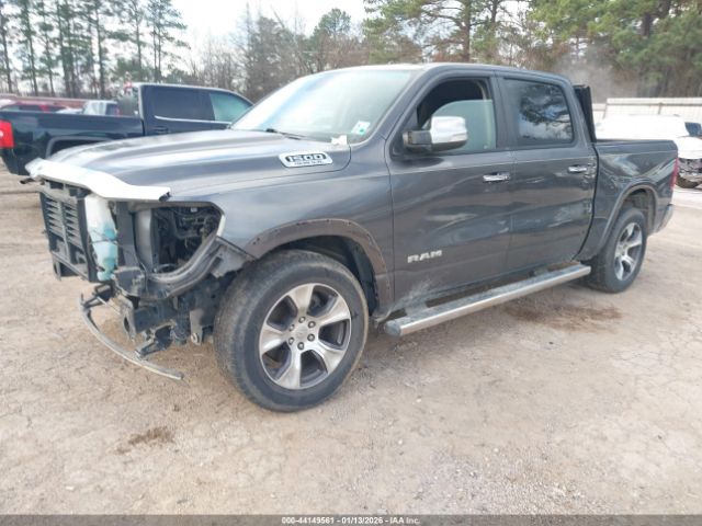 2019 RAM 1500 1C6RREJT1KN769008 Photo 1