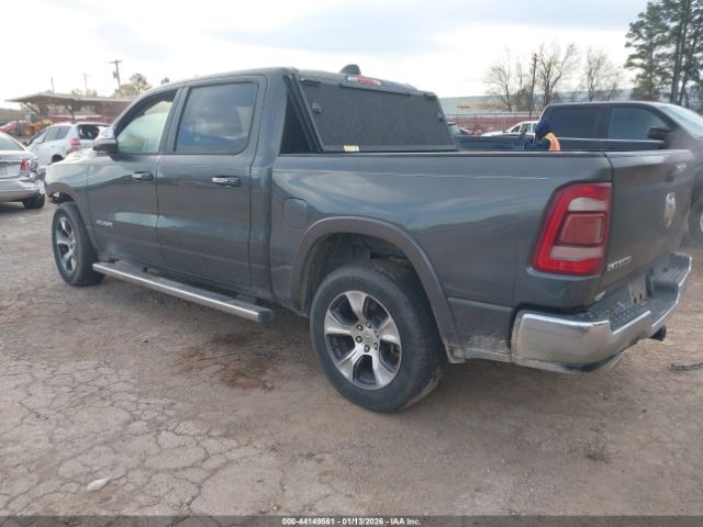 2019 RAM 1500 1C6RREJT1KN769008 Photo 2