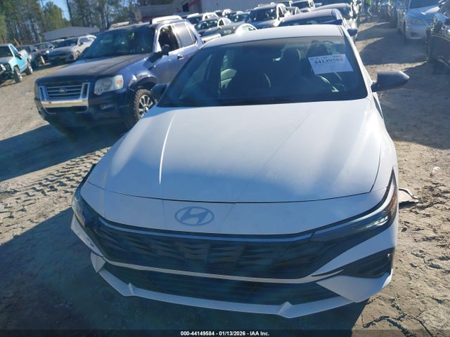 44149584 :رقم المزاد ، KMHLM4DG5SU982681 vin ، 2025 Hyundai Elantra Sel Sport مزاد بيع