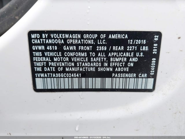 1VWAT7A35GC024541 Volkswagen Passat 1.8t S