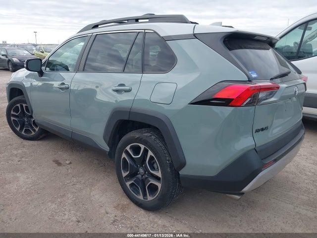 Toyota Rav4 Adventure 2019 2T3J1RFV8KC047382 Image 3
