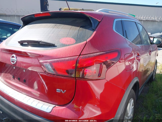 JN1BJ1CPXJW154141 Nissan Rogue Sport Sv