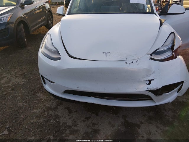 2021 TESLA MODEL Y 5YJYGDEE7MF207129 Photo 9