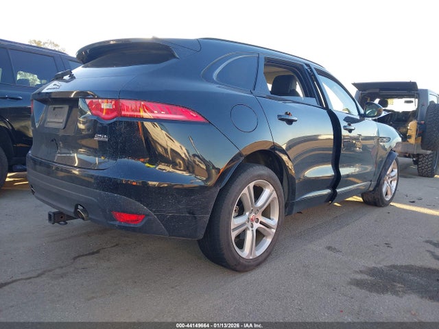 2018 JAGUAR F-PACE SADCL2FX1JA294593 Photo 3