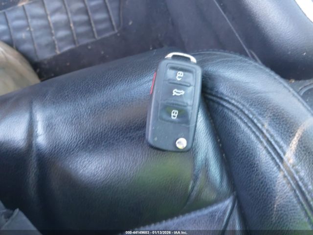 2011 VOLKSWAGEN TIGUAN WVGBV7AX8BW518867 Photo 10