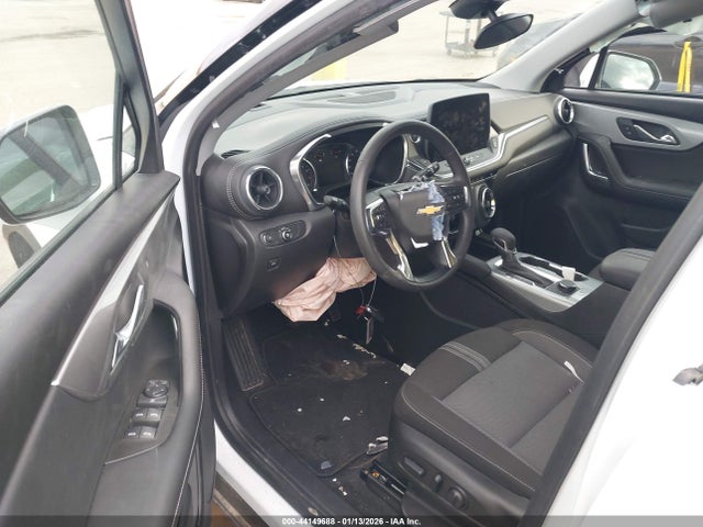 44149688 :رقم المزاد ، 3GNKBHR48SS224918 vin ، 2025 Chevrolet Blazer Awd 2lt مزاد بيع