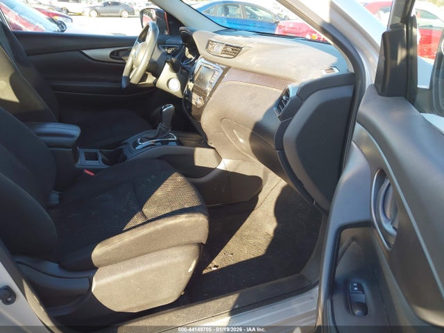 JN1BJ1CV3LW261369 Nissan Rogue Sport S Fwd Xtronic Cvt