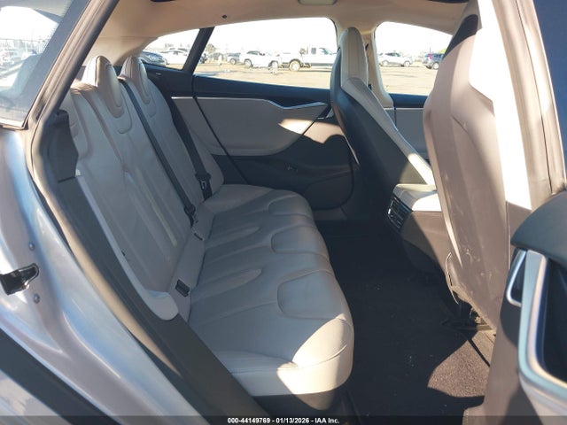 2013 TESLA MODEL S 5YJSA1DN8DFP04438 Photo 7