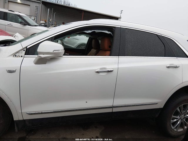 44149776 :رقم المزاد ، 1GYKNDRS5LZ143929 vin ، 2020 Cadillac Xt5 Awd Premium Luxury مزاد بيع