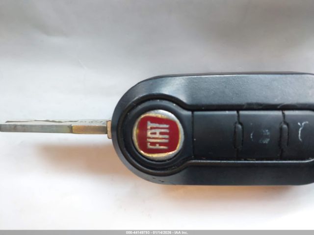 2016 FIAT 500E 3C3CFFGE3GT221951 Photo 10