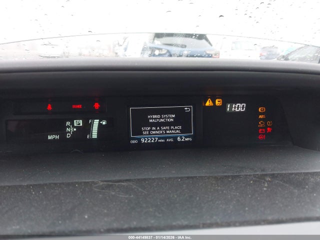 JTDZN3EU4HJ058124 Toyota Prius V Five
