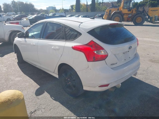 1FADP3K25EL180536 Ford FOCUS SE