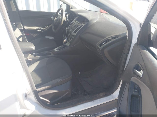 1FADP3K25EL180536 Ford FOCUS SE