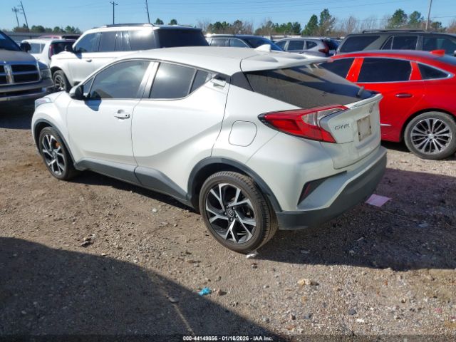 2018 TOYOTA C-HR NMTKHMBX2JR048924 Photo 2
