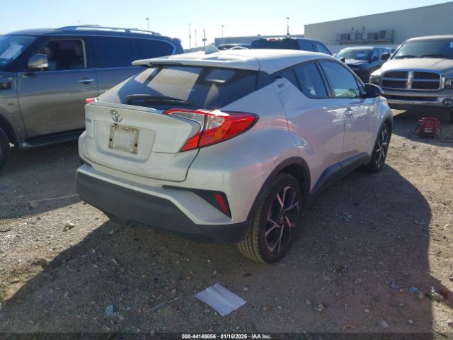 2018 TOYOTA C-HR NMTKHMBX2JR048924 Photo 3
