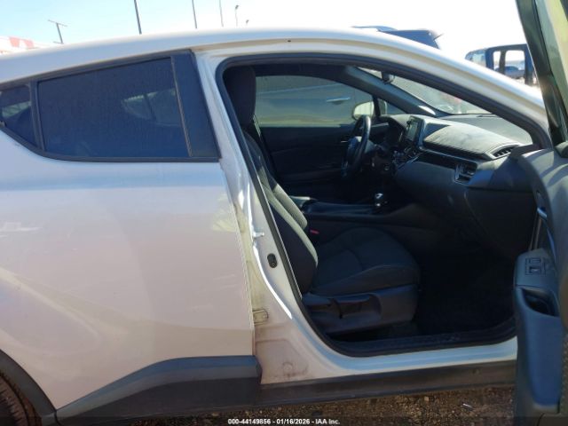 2018 TOYOTA C-HR NMTKHMBX2JR048924 Photo 4