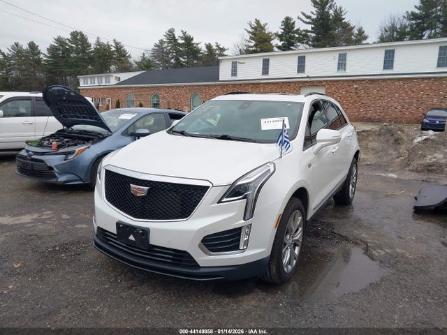 1GYKNGRS8LZ110182 Cadillac Xt5 Sport