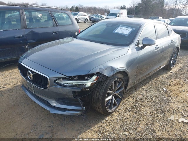 2018 VOLVO S90 LVY982MK0JP034089 Photo 1