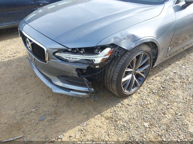 2018 VOLVO S90 LVY982MK0JP034089 Photo 5