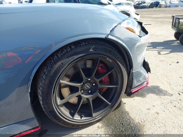 JN1BZ4CH7RM360821 Nissan Z Nismo Auto