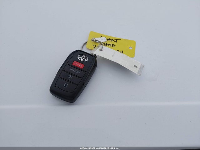 4T1DBADK1SU540395 Toyota CAMRY SE