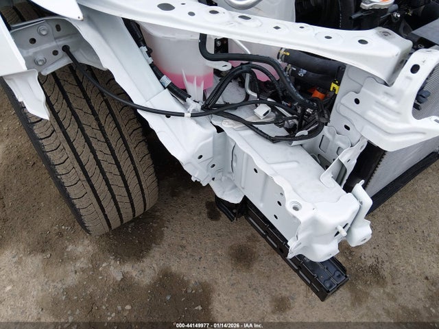 4T1DBADK1SU540395 Toyota CAMRY SE