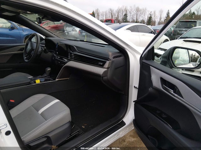 4T1DBADK1SU540395 Toyota CAMRY SE