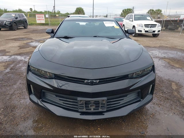 44149985 :رقم المزاد ، 1G1FB1RS4H0154682 vin ، 2017 Chevrolet Camaro 1lt مزاد بيع