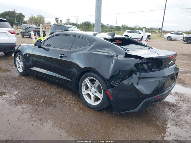 44149985 :رقم المزاد ، 1G1FB1RS4H0154682 vin ، 2017 Chevrolet Camaro 1lt مزاد بيع