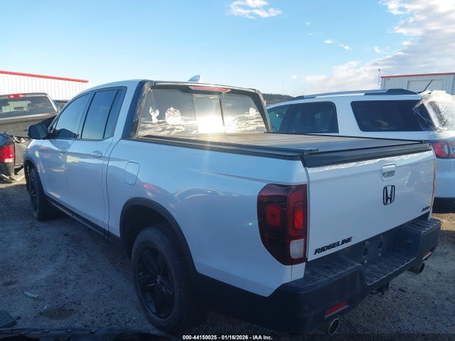2021 HONDA RIDGELINE 5FPYK3F81MB006724 Photo 2