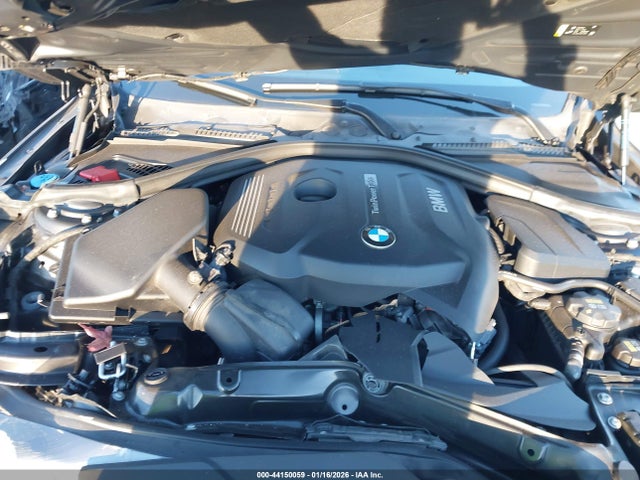 WBA8B9C37HK886015 BMW 330I