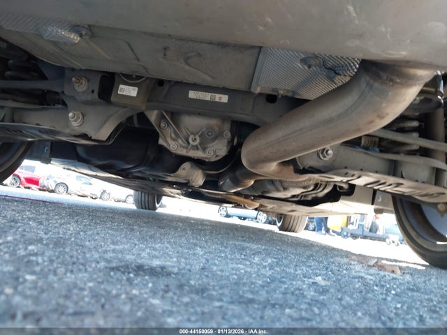 WBA8B9C37HK886015 BMW 330I