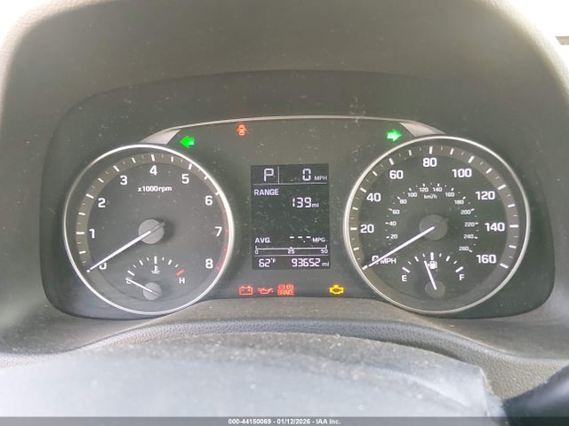 KMHD74LF4HU109260 Hyundai ELANTRA SE