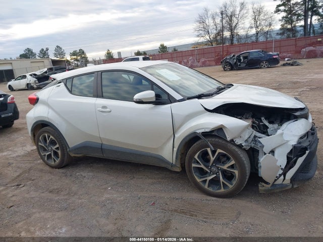 Toyota C-HR XLE 2021 NMTKHMBX3MR134795 Image 13