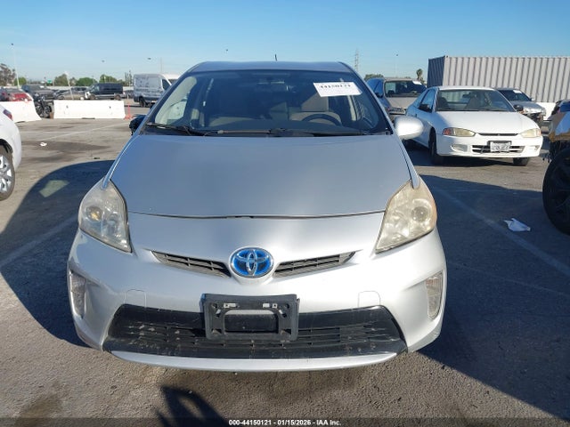 JTDKN3DU4F0468430 Toyota Prius Two