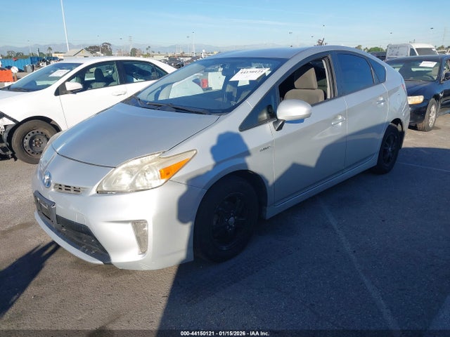 JTDKN3DU4F0468430 Toyota Prius Two