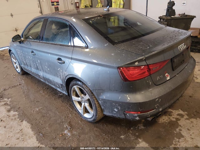 2016 AUDI A3 WAUA7GFF9G1011732 Photo 2