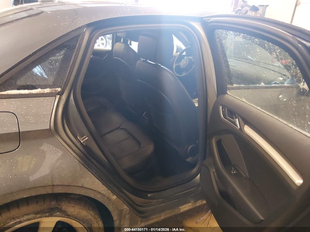 2016 AUDI A3 WAUA7GFF9G1011732 Photo 7